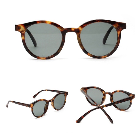 ⭐️SALE⭐️ Rounded Vintage Style Tortoise Sunglasses - Picture 2 of 3